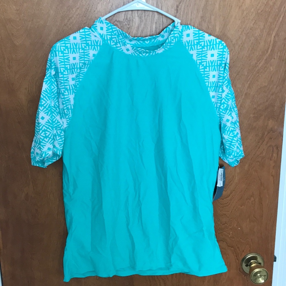 XL old navy upf rash guard